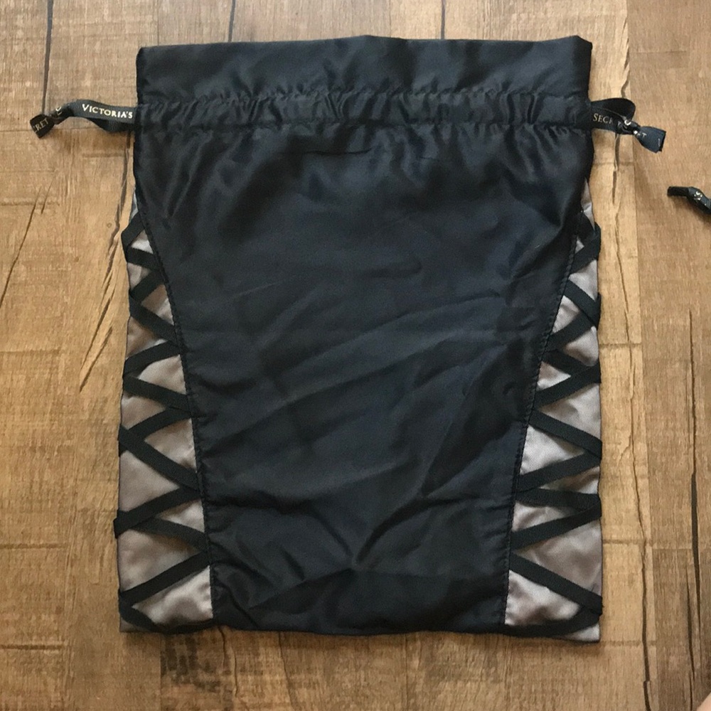 ❌SOLD New Victoria Secret Lingerie Bag Set - Picture 3 of 5
